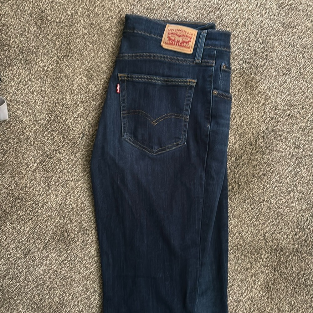 Levi’s 724 High Rise Straight Leg Jeans